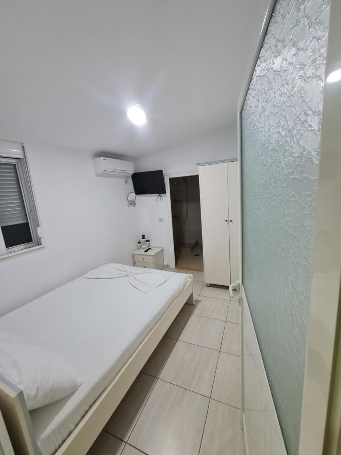 Amber Apartments Σαράντα Εξωτερικό φωτογραφία