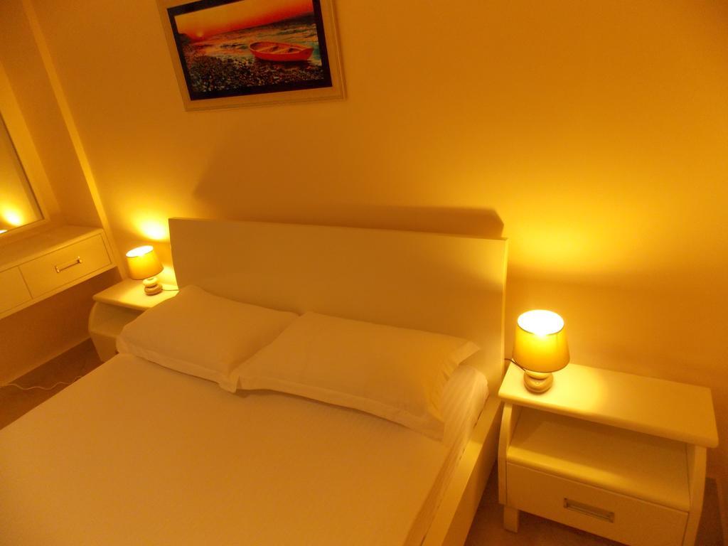 Amber Apartments Σαράντα Εξωτερικό φωτογραφία